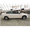 Image 11 : A12ZA --  2005 NISSAN ALTIMA WHITE 265469 KMS