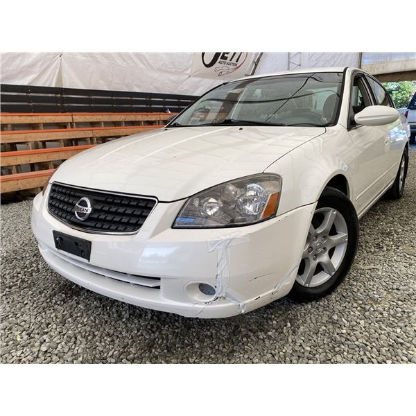 A12ZA --  2005 NISSAN ALTIMA WHITE 265469 KMS