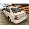 Image 22 : A12ZA --  2005 NISSAN ALTIMA WHITE 265469 KMS
