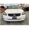 Image 5 : A12ZA --  2005 NISSAN ALTIMA WHITE 265469 KMS