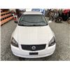 Image 7 : A12ZA --  2005 NISSAN ALTIMA WHITE 265469 KMS