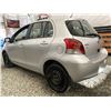 Image 20 : A12Y --  2010 TOYOTA YARIS SILVER 263604 KMS