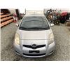 Image 7 : A12Y --  2010 TOYOTA YARIS SILVER 263604 KMS