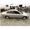 Image 12 : A12W --  2006 NISSAN ALTIMA 2.5 S "NO RESERVE" SILVER 269301 KMS