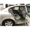 Image 39 : A12W --  2006 NISSAN ALTIMA 2.5 S "NO RESERVE" SILVER 269301 KMS