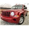 Image 1 : A8 --  2010 JEEP PATRIOT RED 210631 KMS