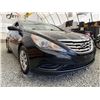 Image 8 : A12X --  2013 HYUNDAI SONATA GL BLACK 294085 KMS