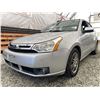 Image 2 : E3 --  2010 FORD FOCUS SE SILVER 171114 KMS
