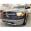 Image 2 : A11 -- 2012 DODGE RAM 1500 4X4 "NO RESERVE" WHITE 172490 KMS