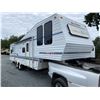 Image 1 : 0F --  1990 SHASTA 5TH WHEEL WHITE  KMS