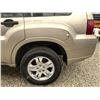 Image 25 : B2 --  2007 MITSUBISHI ENDEAVOR GOLD 95763 MILES