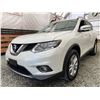 Image 2 : C6G --  2016 NISSAN ROGUE WHITE 124912 KMS