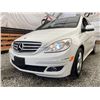 Image 2 : B4 --  2008 MERCEDES B200 WHITE 202539 KMS TMU