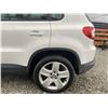 Image 25 : B5 --  2010 VW TIGUAN WHITE 238626 KMS