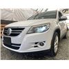 Image 2 : B5 --  2010 VW TIGUAN WHITE 238626 KMS