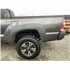 Image 25 : F6A --  2010 TOYOTA TACOMA 4X4 GREY 306146 KMS