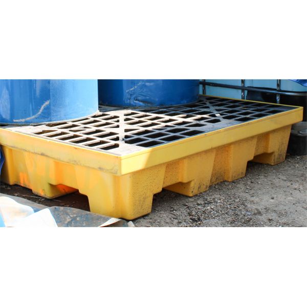 ULINE 4 DRUM SPILL CONTAINMENT PALLET