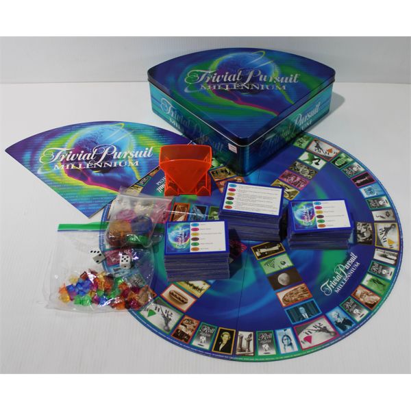 TRIVIAL PURSUIT MILLENNIUM BOARD GAME