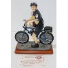 Image 1 : C 1999 BLUE HATS OF BRAVERY "BIKE PATROL" FIGURINE