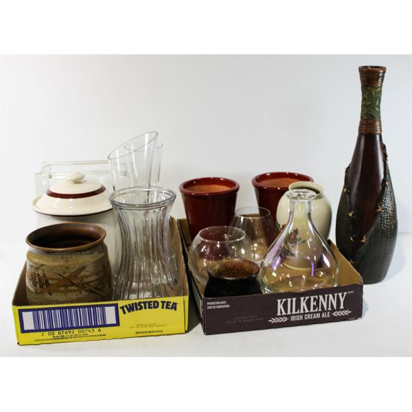 ASSORT. VASES AND GLASSWARE