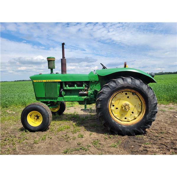 JD 4010 Open station diesel tractor, 4644 hrs, 8 spd, SN. 48167, 18.4x34 tires, Dual hyds, PTO, Nice