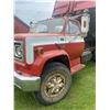 Image 3 : 1977 GM Tandem Grain Truck, 18 ft steel box & roll tarp & telescopic hoist, SN. CME677V145951, 427-V