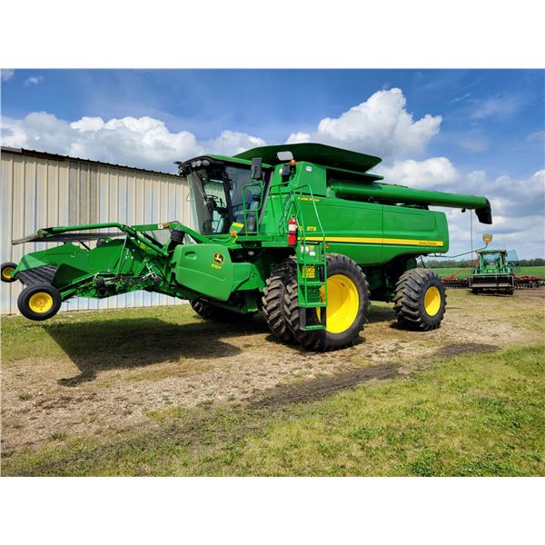 Approx. 2010 JD 9770 STS Combine Bullet Rotor, 615P 4 belt Pickup, chopper, showing engine 2641 hrs