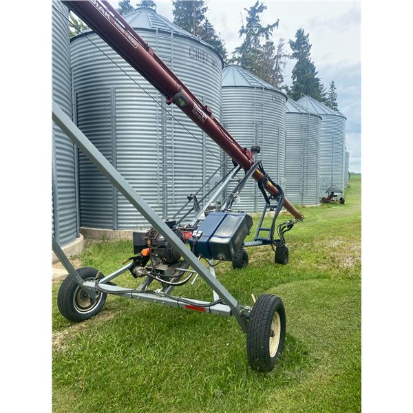 Sakundiak HD8-1400 Grain auger, hyd. Transport, Kohler 27 HP, hyd. Lift, new bottom flighting
