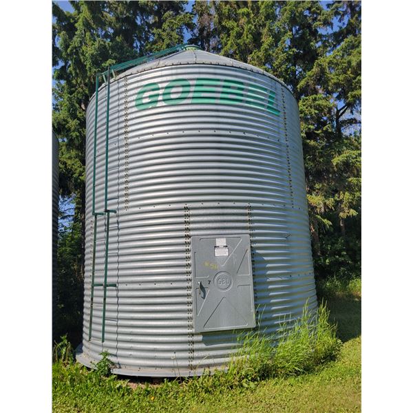 GOEBEL 4-Ring c/w wood floor, 2450 Bu. To be Moved by Nov. 30th