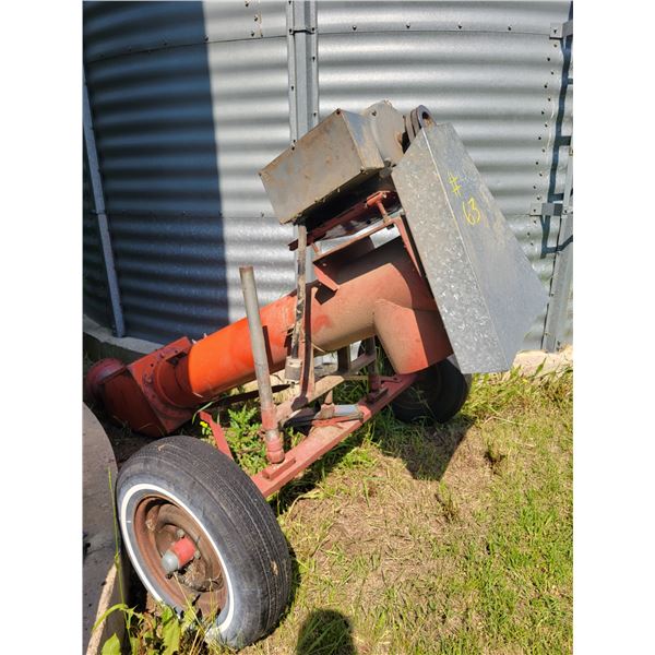 Take Out Auger, 7.5 HP, working condition, Fliting does not go with the auger, they stay with the bi