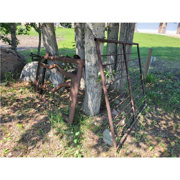 Cattle headgate & 58 inch x 58 inch gate
