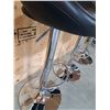 Image 2 : 3 Chrome & Black Bar Stools