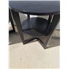 Image 2 : 2 Tables