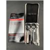 Image 1 : Revlon Men's Series Essential Grooming Kit