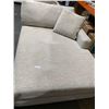 Image 5 : 2 Piece Fabric Sectional Sofa With Chaise