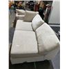 Image 6 : 2 Piece Fabric Sectional Sofa With Chaise