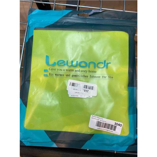 Lewondr - Bright Green/Yellow Throw Pillow Cover