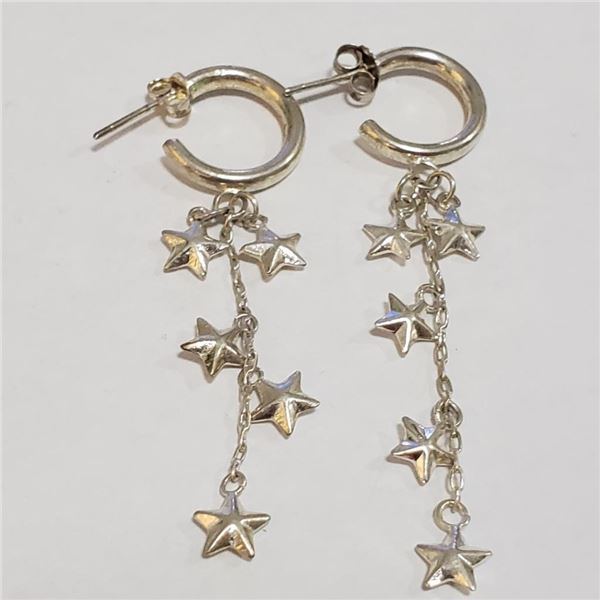 Silver Earrings (~Size 0) (~length 0inches) (~weight 4.06g), Suggested Retail Value $120