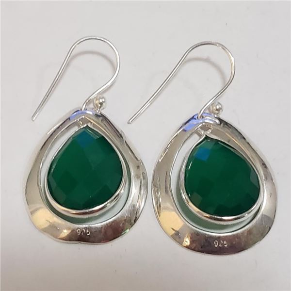 Silver Green Onyx Earrings (~Size 0) (~length 0inches) (~weight 6.22g), Suggested Retail Value $300 
