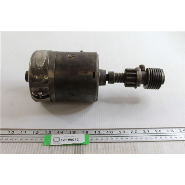 6 Volt Long Shaft Ford Model T Starter with Mechanicak Benix Pinion