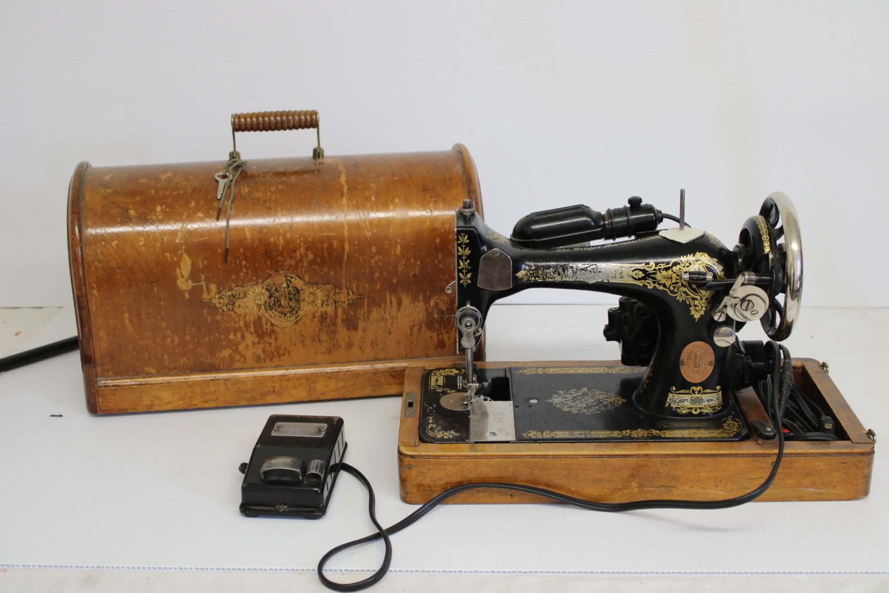 Singer Sewing Machine - Model G646976 Serial 6082771 - Bodnarus ...