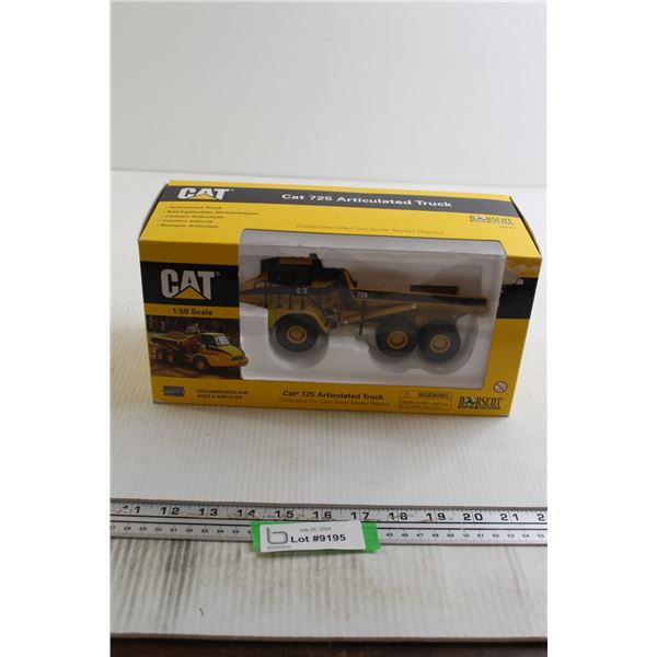 CAT 725 Articulated Truck Die Cast - 1/50
