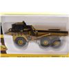 Image 2 : CAT 725 Articulated Truck Die Cast - 1/50