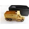 Image 2 : Mack Trucks 1960 Mack B-61 Gold Edition Die Cast