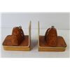 Image 5 : Book - Vintage Chlean Gaucho Bookends (leather & Carved wood)
