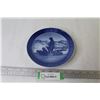 Image 1 : Royal Copenhagen Artic Greenland - 1978 Christmas Plate