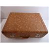 Image 3 : Vintage Paramount Cowboy Motif Suitcase-21:x161/2x71/2