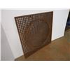Image 3 : *Large Cast Iron Floor Grate 37x37"
