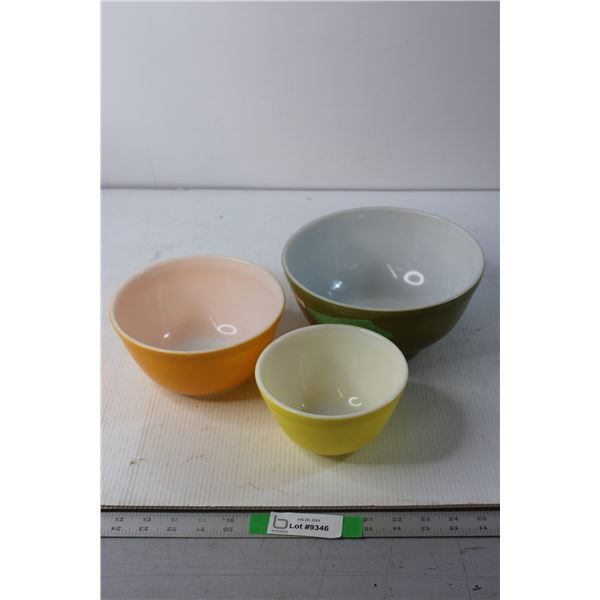 Set of 3 Pyrex Yellow, Orange and Green Mixing Bowls