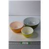 Image 1 : Set of 3 Pyrex Yellow, Orange and Green Mixing Bowls